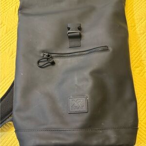 Xray Men's Black Roll-Top Backpack